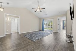 154 Heath Dr. photo 4
