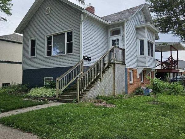 400 S MADISON STREET, Green Bay, WI 54301