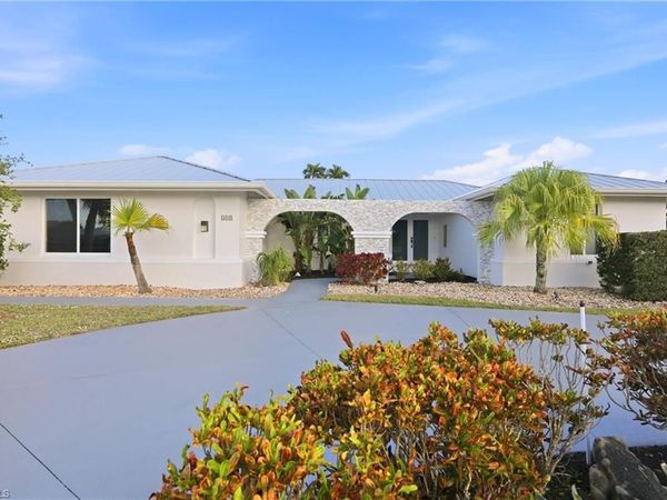 339 Landmark ST , MARCO ISLAND, FL 34145