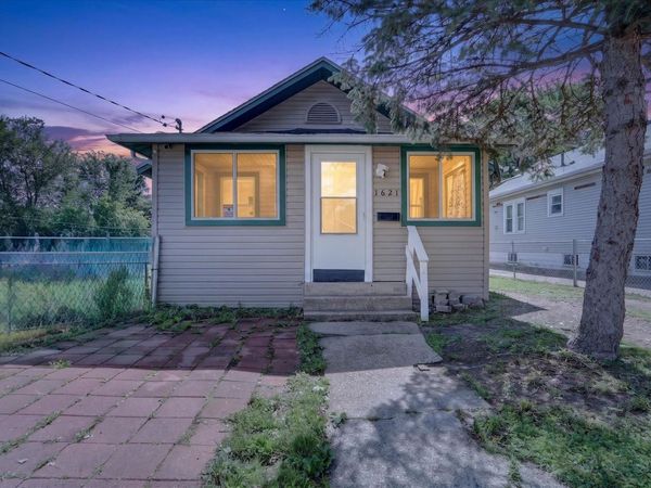1621 Dewey Avenue, Beloit, WI 53511