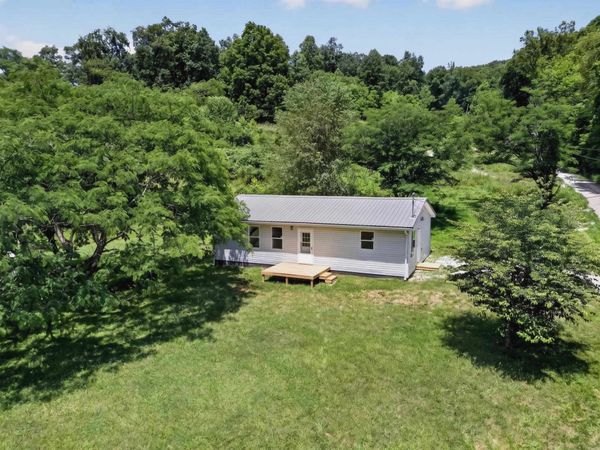 49 Tackett Cemetery Road , Greenup, KY 41144