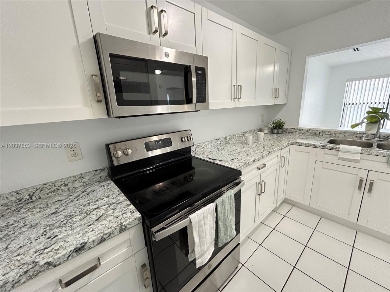 15332 SW 72nd St , Unit 6-22, Miami, FL 33193 Photo