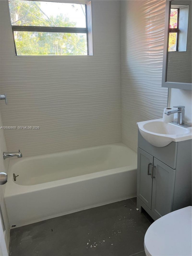 2126 Arthur St, Unit 1, Hollywood, FL 33020 Photo