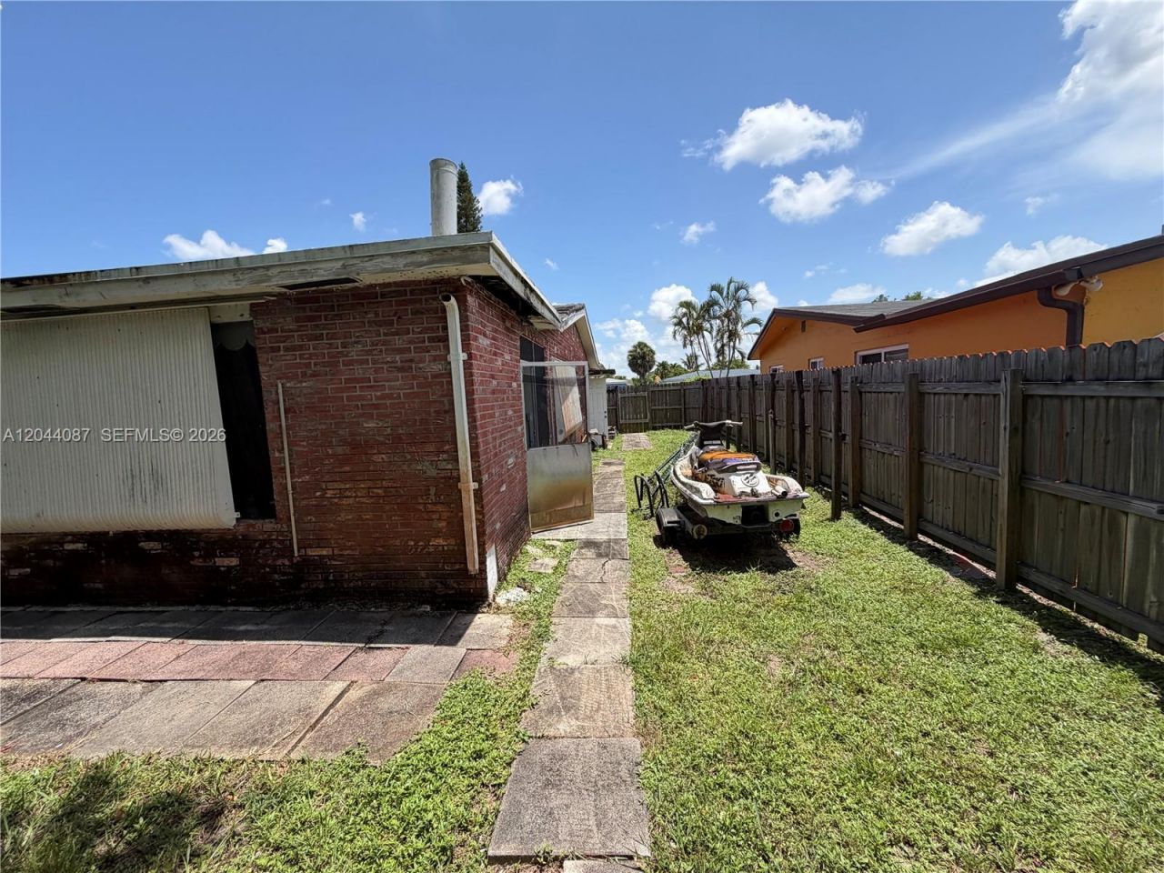 4721 NW 41st Pl, Lauderdale Lakes, FL 33319 Photo