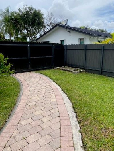 9760 SW 128th St, Miami, FL 33176 Photo