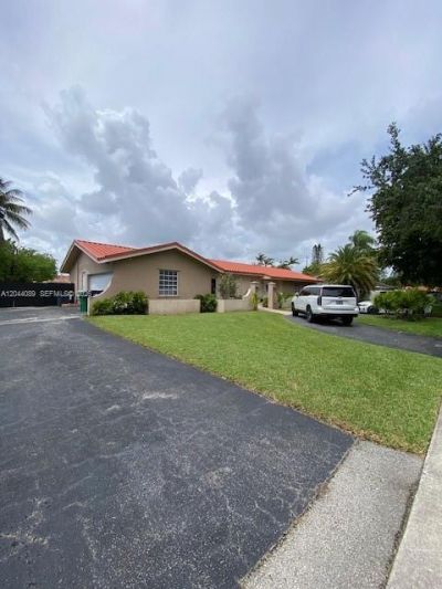 9760 SW 128th St, Miami, FL 33176 Photo