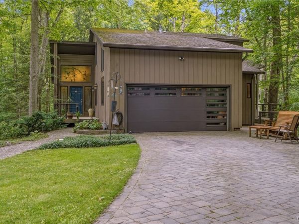 4327 Cedarvale Road , Syracuse, NY 13215