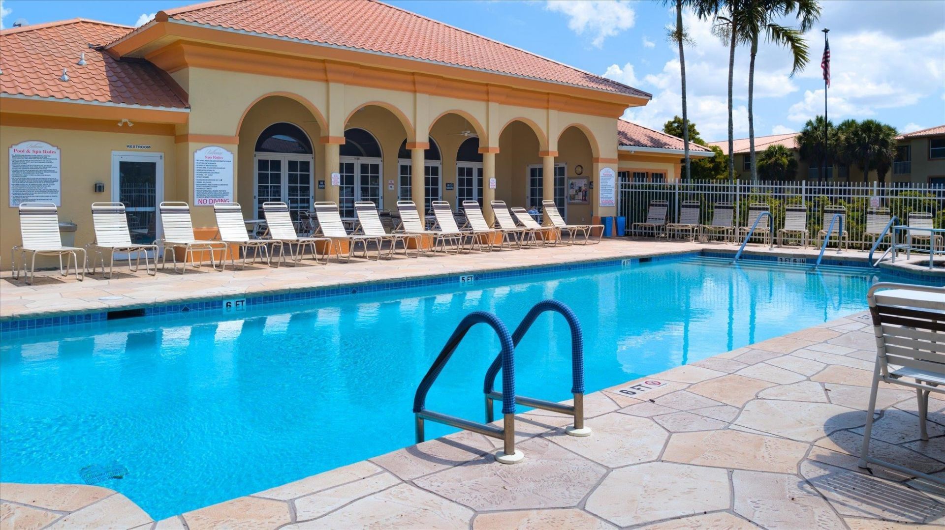 15433 Bellamar Cir, Unit 1014, Fort Myers, FL 33908 Photo