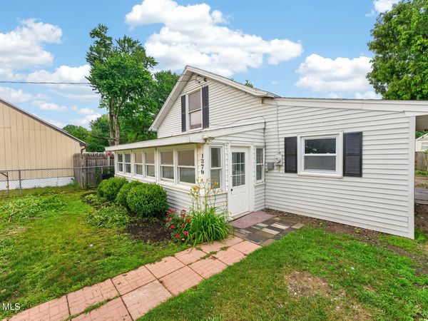 1379 Evergreen Avenue, Rotterdam, NY 12306