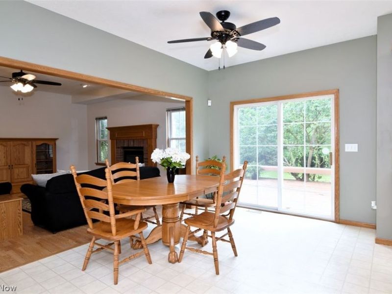 6967 Auburn Ridge Drive, Concord Township, OH 44077 Photo 11