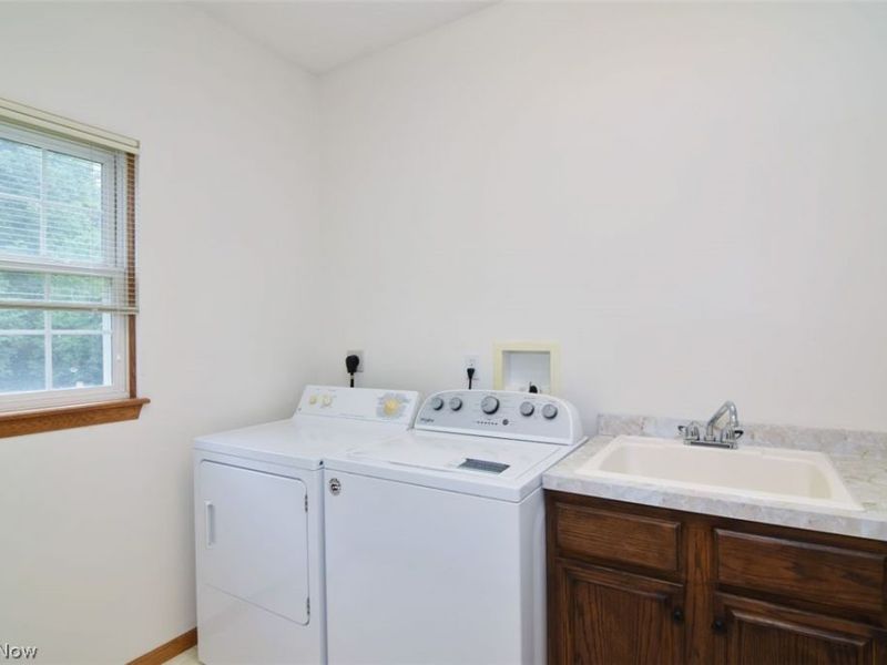 6967 Auburn Ridge Drive, Concord Township, OH 44077 Photo 20