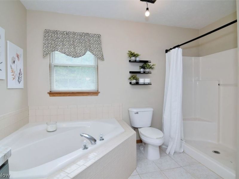 6967 Auburn Ridge Drive, Concord Township, OH 44077 Photo 26