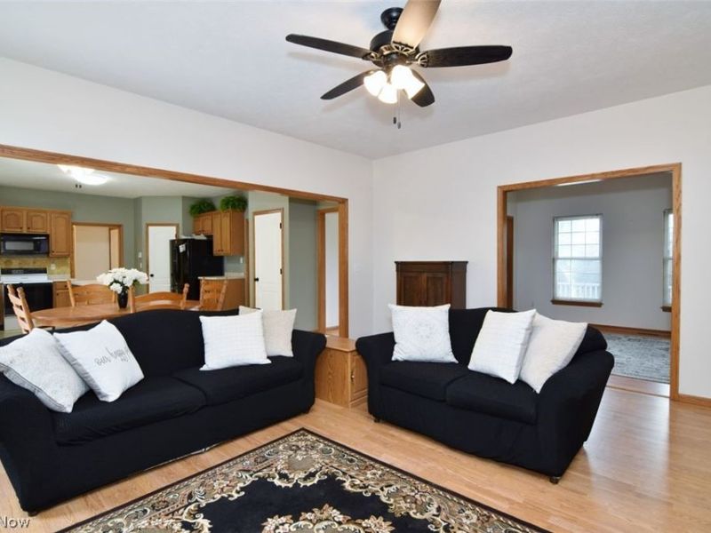 6967 Auburn Ridge Drive, Concord Township, OH 44077 Photo 8