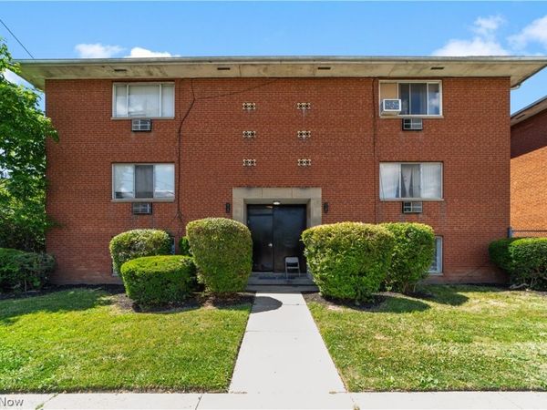 4578 E 131st Street , Garfield Heights, OH 44105