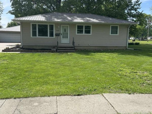 1025 S James Street, Ottumwa, IA 52501