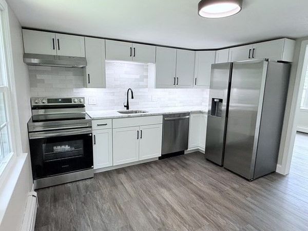 8 Myles Standish Dr, Unit 2, Haverhill, MA 01835
