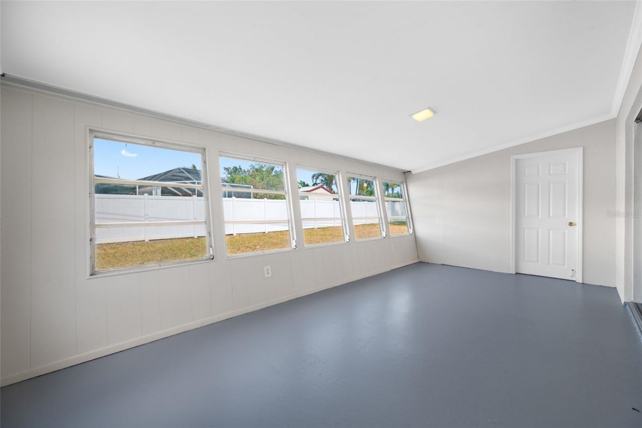 5056 42nd Street S, Saint Petersburg, FL 33711 Photo
