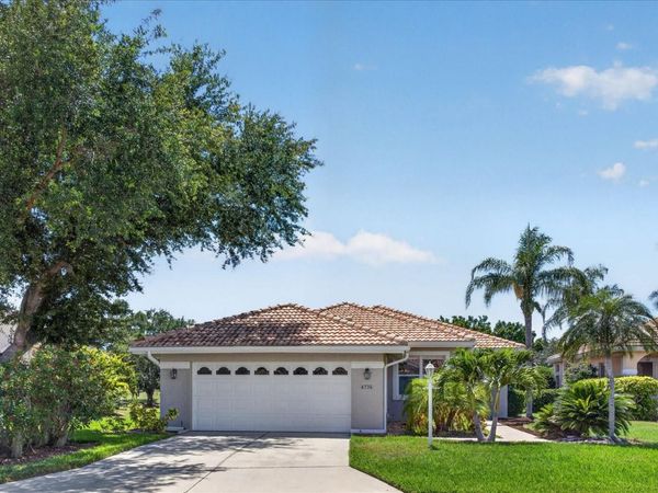 6726 HICKORY HAMMOCK CIRCLE , BRADENTON, FL 34202