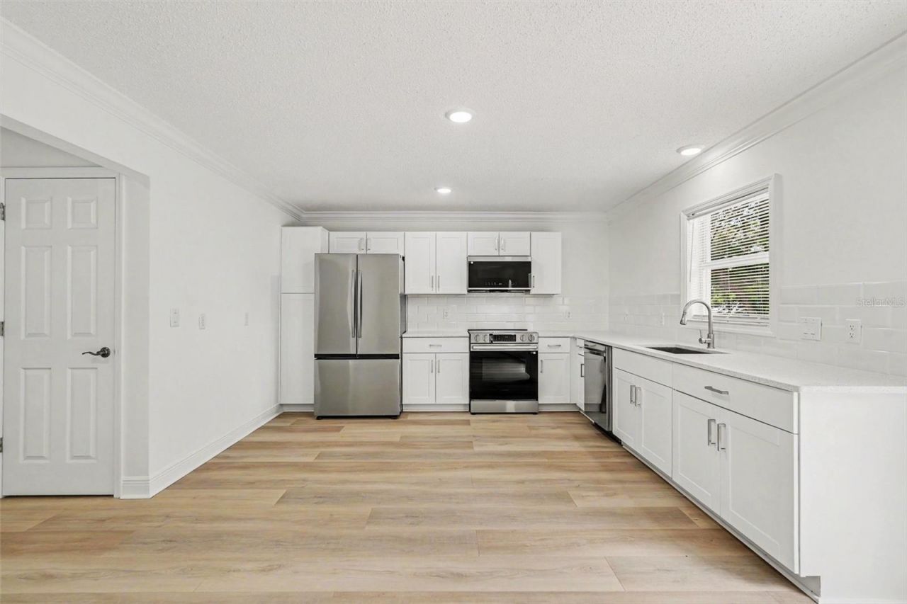 6197 Helmly Avenue, Spring Hill, FL 34608 Photo