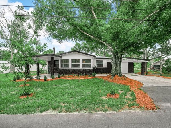 201 BROOKS ROAD , FROSTPROOF, FL 33843