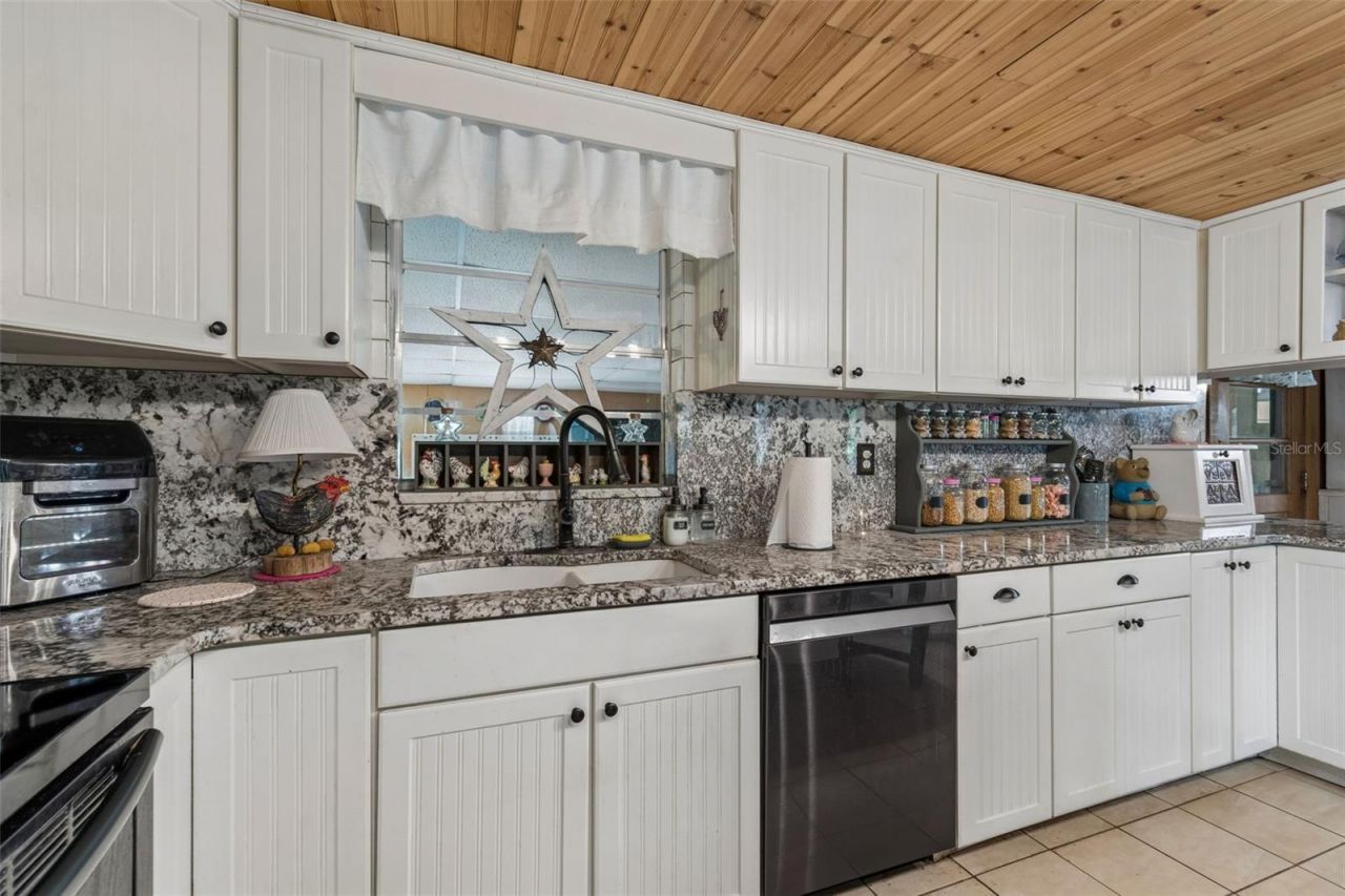 11094 SW 51st Drive , Webster, FL 33597 Photo