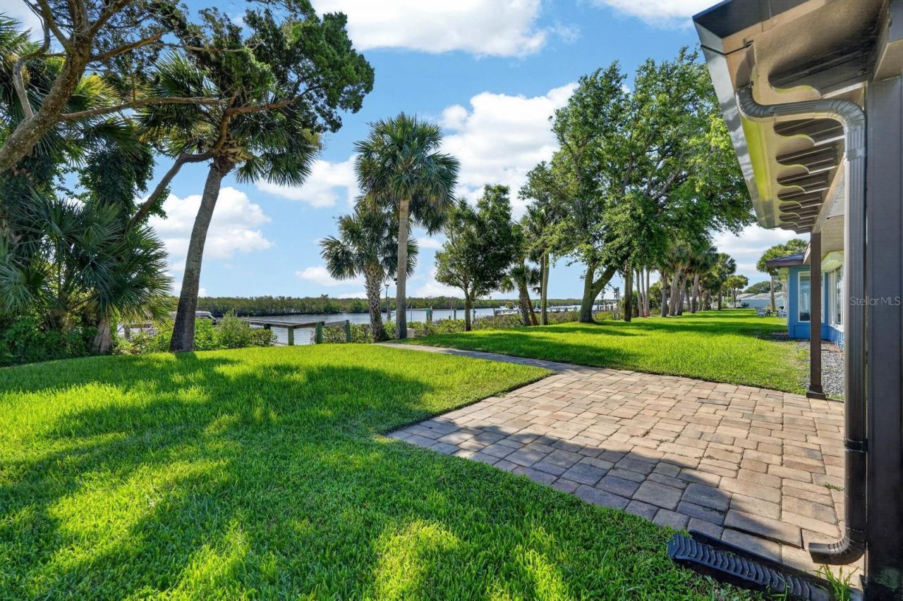 1136 Harbour Point Drive , Port Orange, FL 32127 Photo