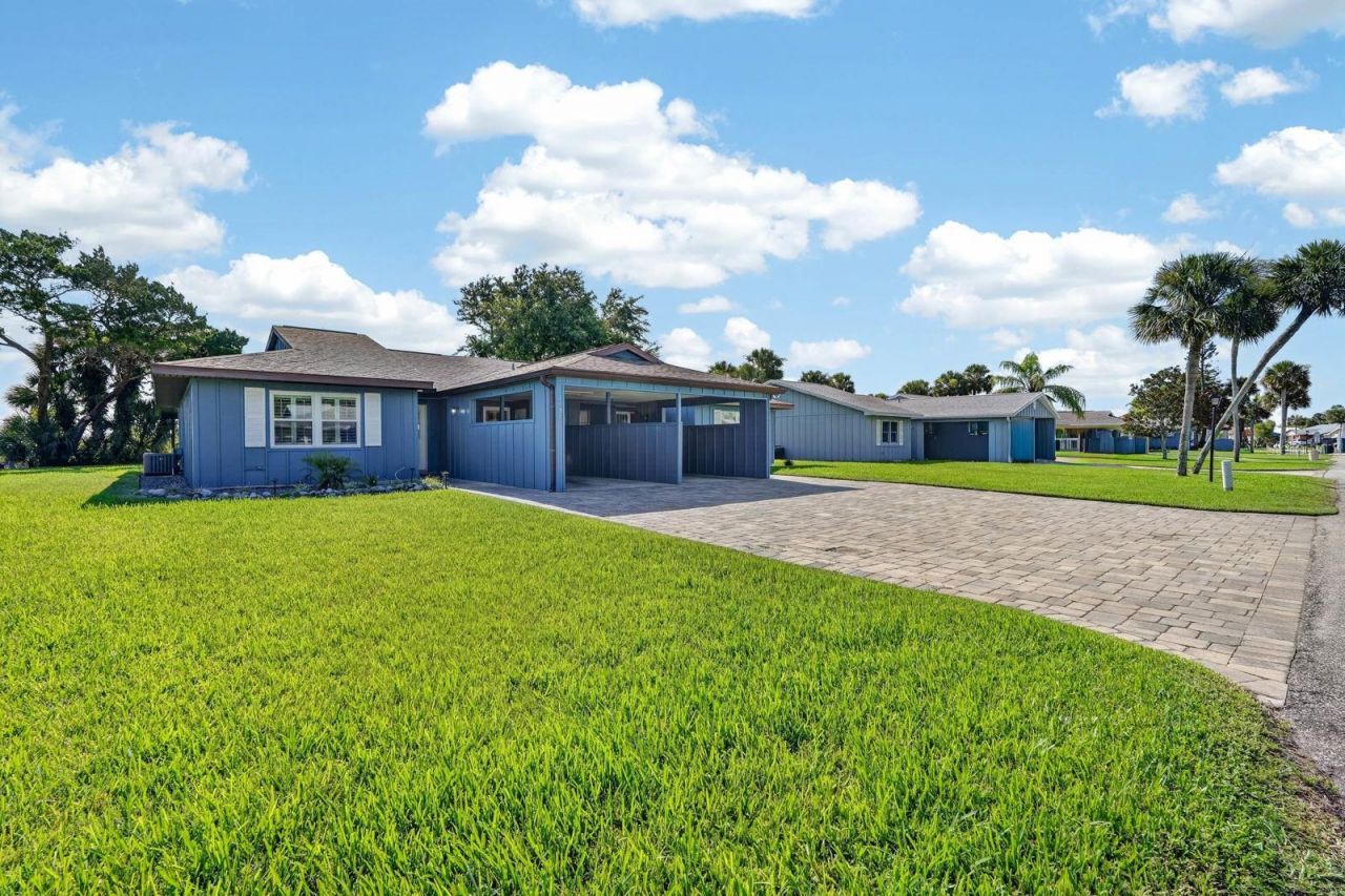 1136 Harbour Point Drive , Port Orange, FL 32127 Photo