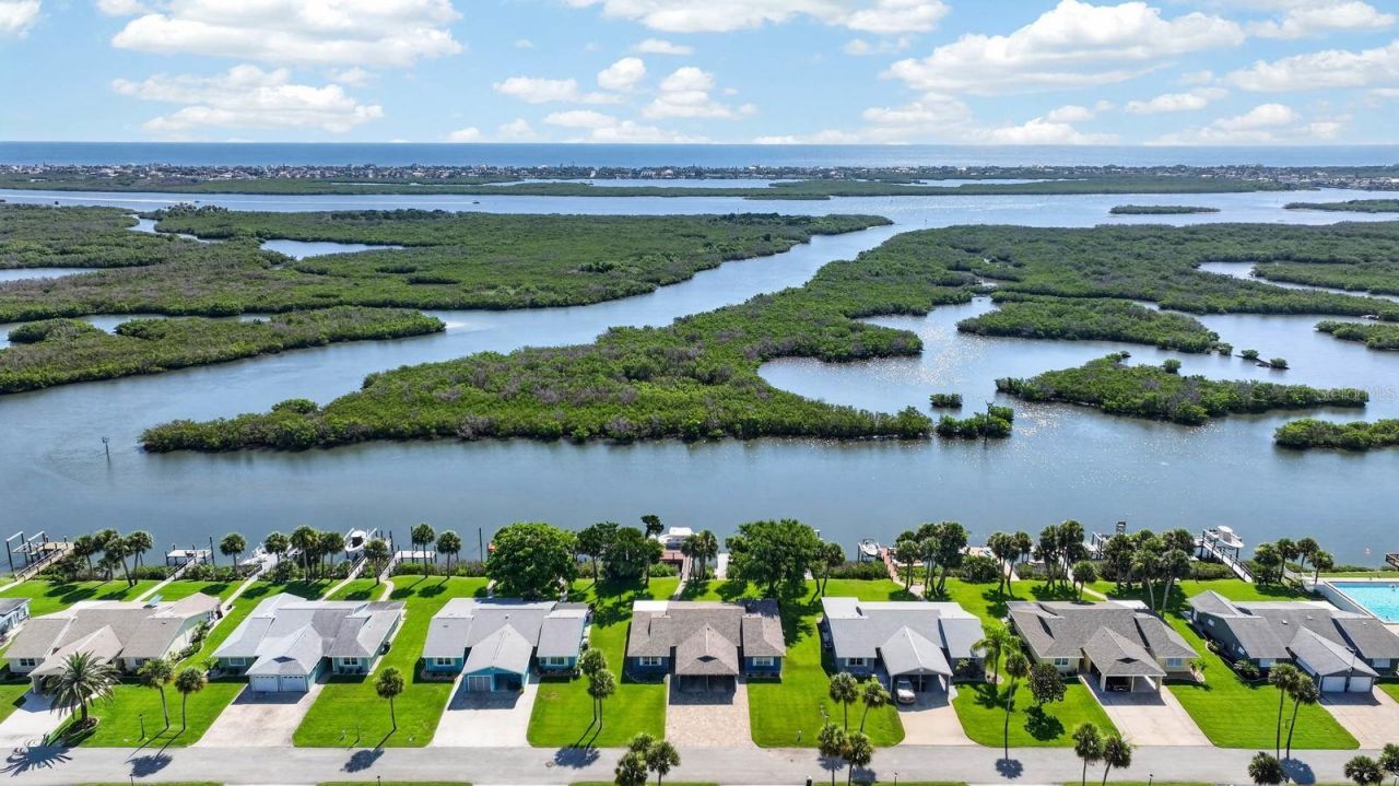 1136 Harbour Point Drive , Port Orange, FL 32127 Photo