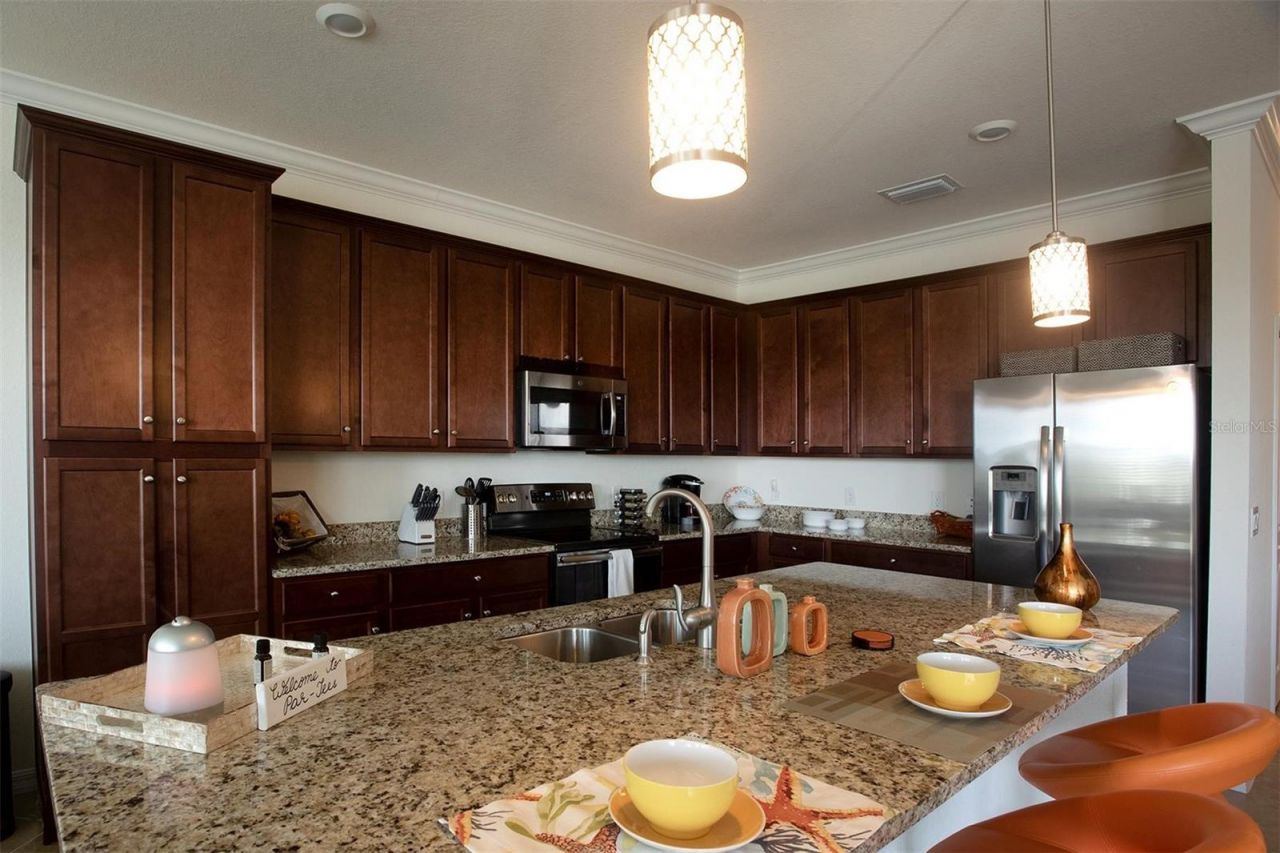 17108 Vardon Terrace, Unit 401, Bradenton, FL 34211 Photo