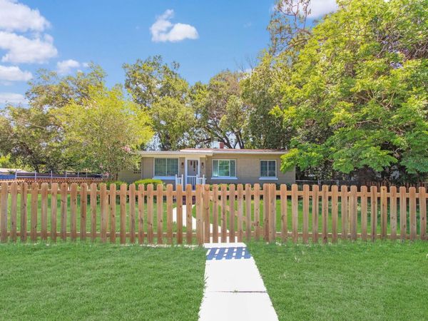 2541 S PALMETTO AVENUE , SANFORD, FL 32773