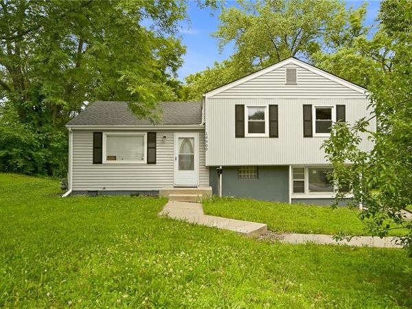 14900 Bellaire Avenue, Grandview, MO 64030