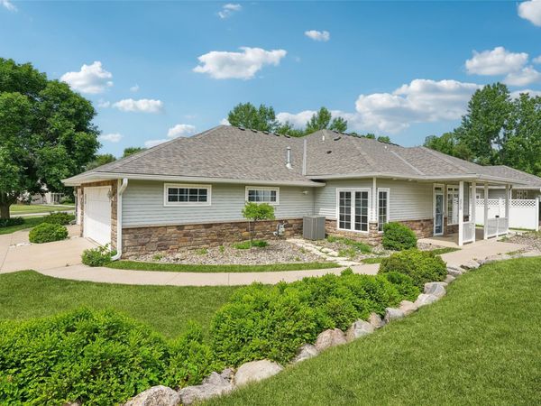 2212 SW 35th Street , Ankeny, IA 50023