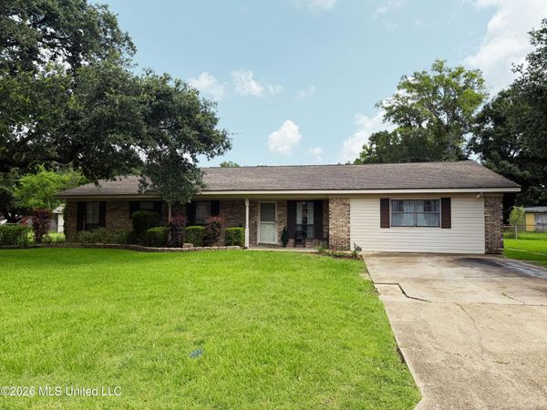 2318 Lynn Avenue, Gulfport, MS 39503