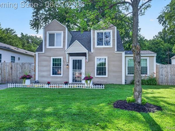 7715 Beech Daly Road, Taylor, MI 48180