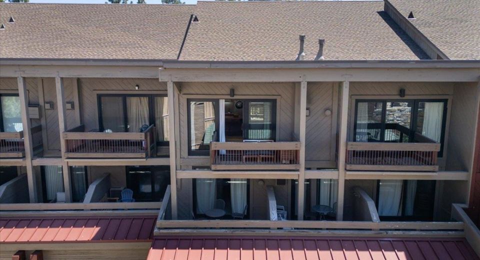 2000 North Village Drive, Unit #318, Truckee, CA 96161 Photo