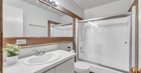 2000 North Village Drive, Unit #318, Truckee, CA 96161 Photo