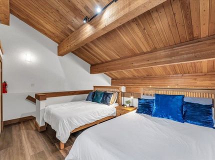 2000 North Village Drive, Unit #318, Truckee, CA 96161 Photo
