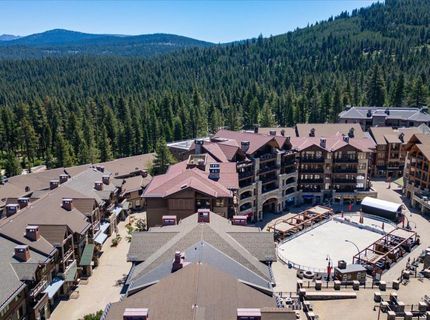 2000 North Village Drive, Unit #318, Truckee, CA 96161 Photo