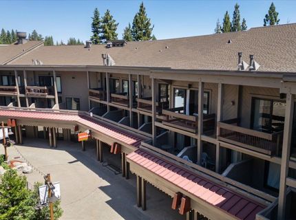 2000 North Village Drive, Unit #318, Truckee, CA 96161 Photo