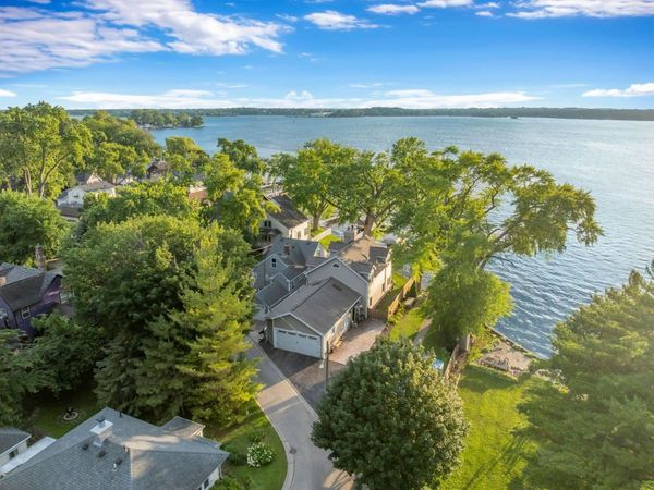 68 LAKE Lane , Fox Lake, IL 60020