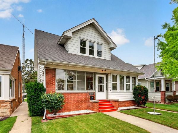 3316 Wright AVENUE, Racine, WI 53405