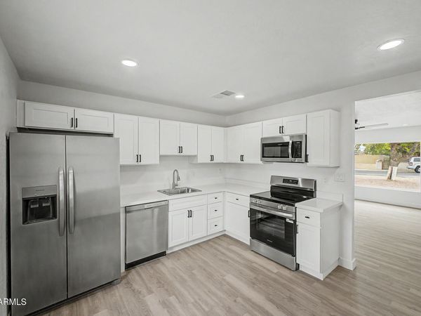 640 S PASADENA, Mesa, AZ 85210