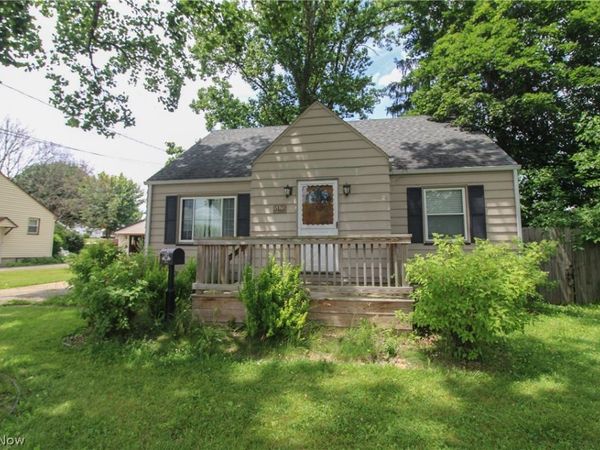 5172 5th Street , Poland, OH 44514