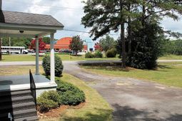 476 Brooks Avenue  photo 4