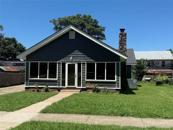 1515 Grandview Avenue, Pawhuska, OK 74056