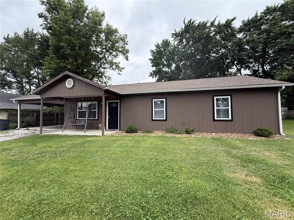 225 E 7th Street, Montgomery City, MO 63361