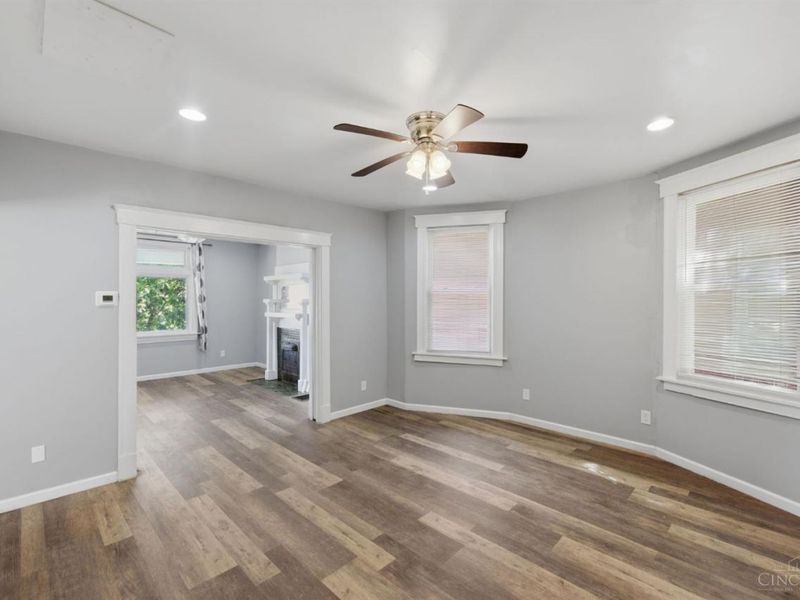 3329 Hackberry Street, Cincinnati, OH 45207 Photo 10