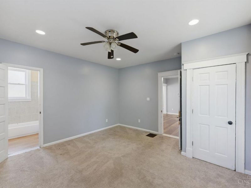 3329 Hackberry Street, Cincinnati, OH 45207 Photo 17