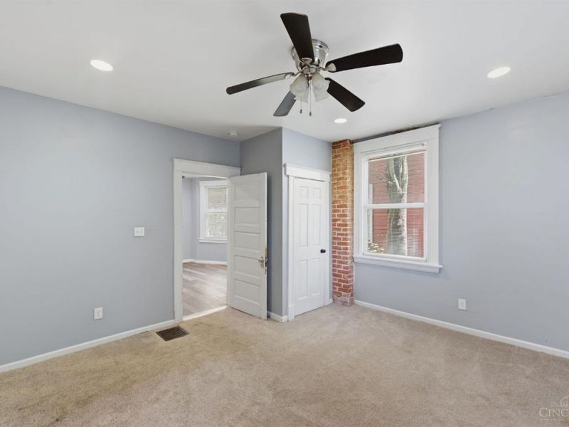 3329 Hackberry Street, Cincinnati, OH 45207 Photo 18