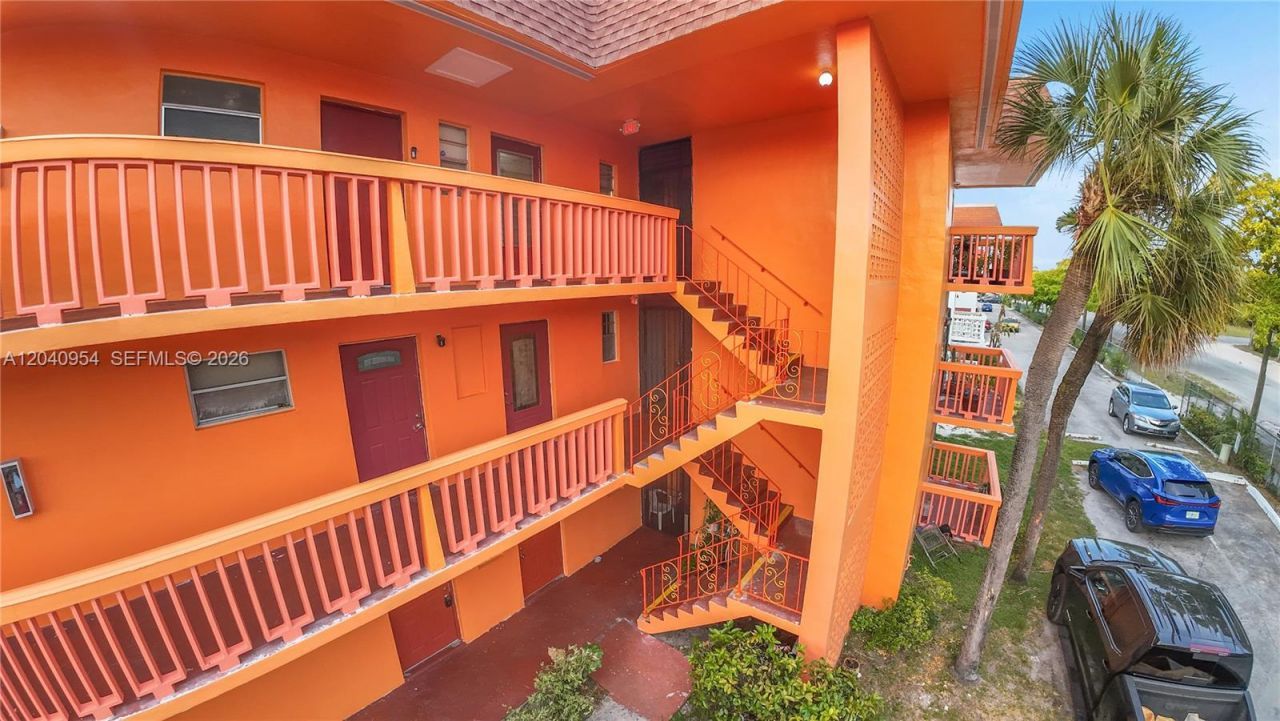 251 NE 187th St , Unit 830, Miami, FL 33179 Photo